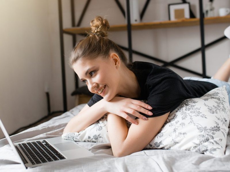 Top Cam Sites To Make Money for Cam Girls