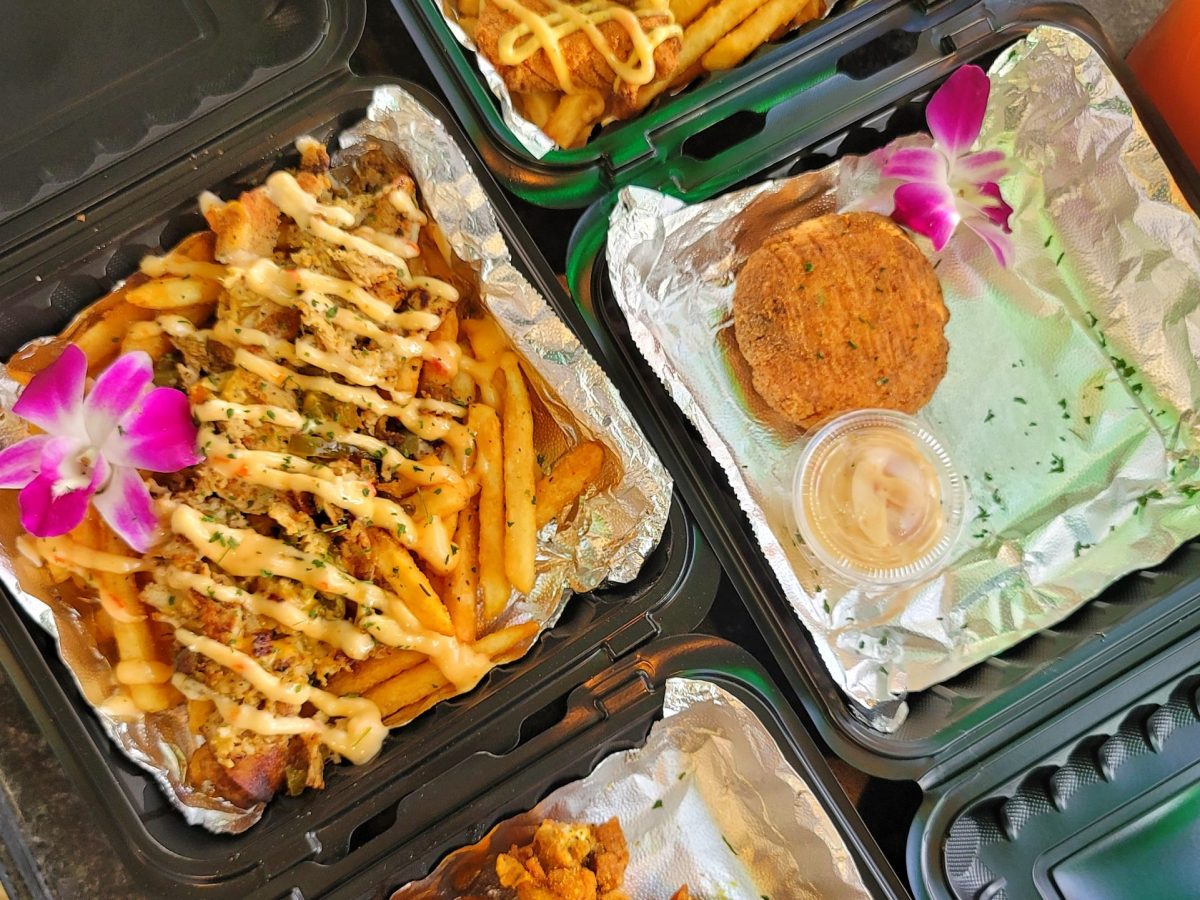 The Carry-Out Critic Indulges in Deep-Fried Seafood and Spiced Crab Cakes at Chef Skip