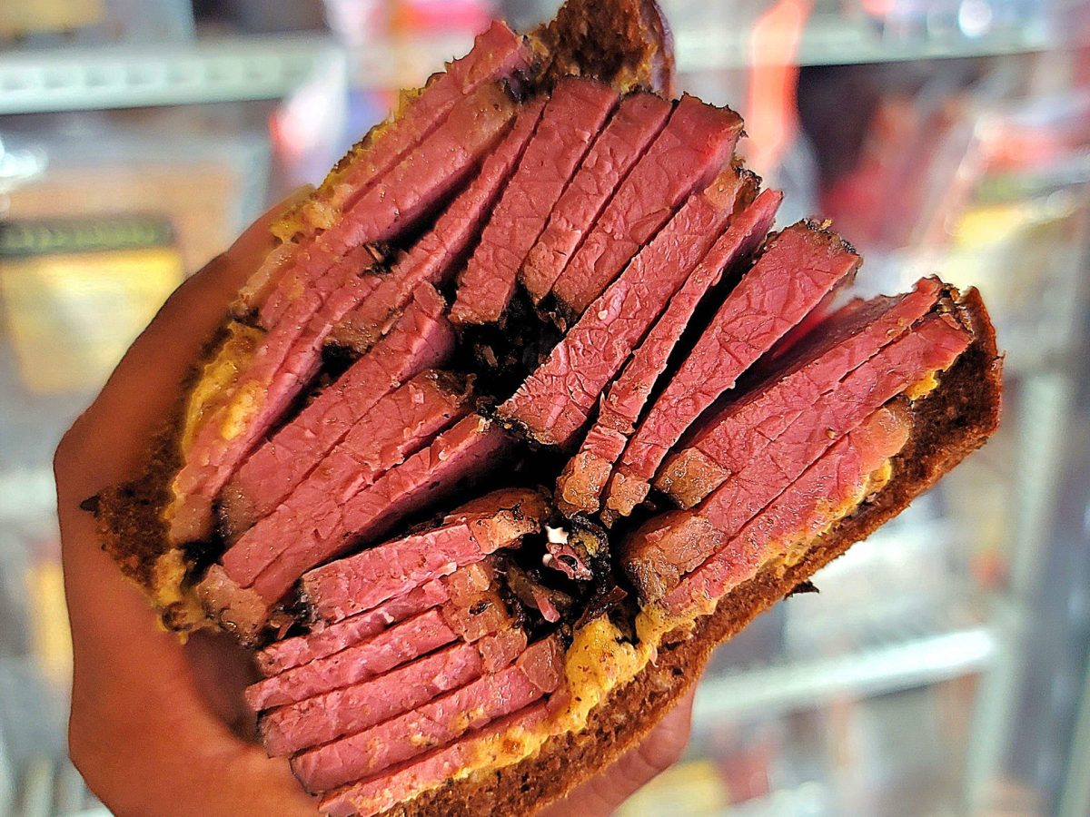 The Carry-out Critic Finds Hefty Sandwiches and Comforting Dinners at Stachowski’s